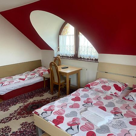 Penzion Rosnicka Liesek Trstena Bagian luar foto