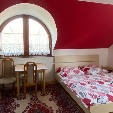 Penzion Rosnicka Liesek Trstena Bagian luar foto