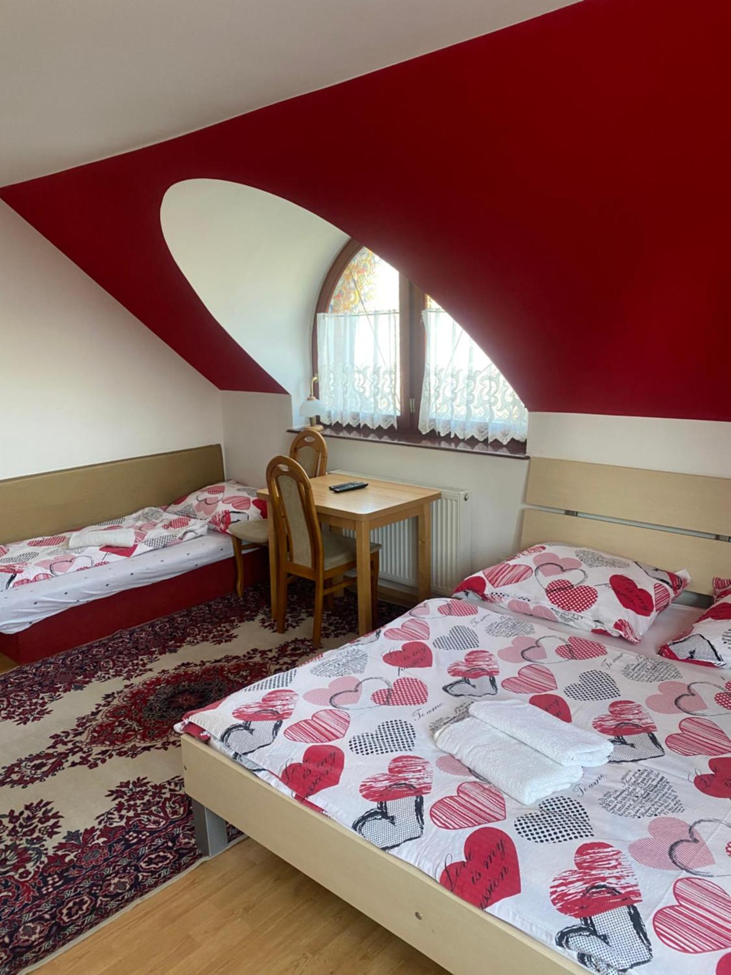 Penzion Rosnicka Liesek Trstena Bagian luar foto