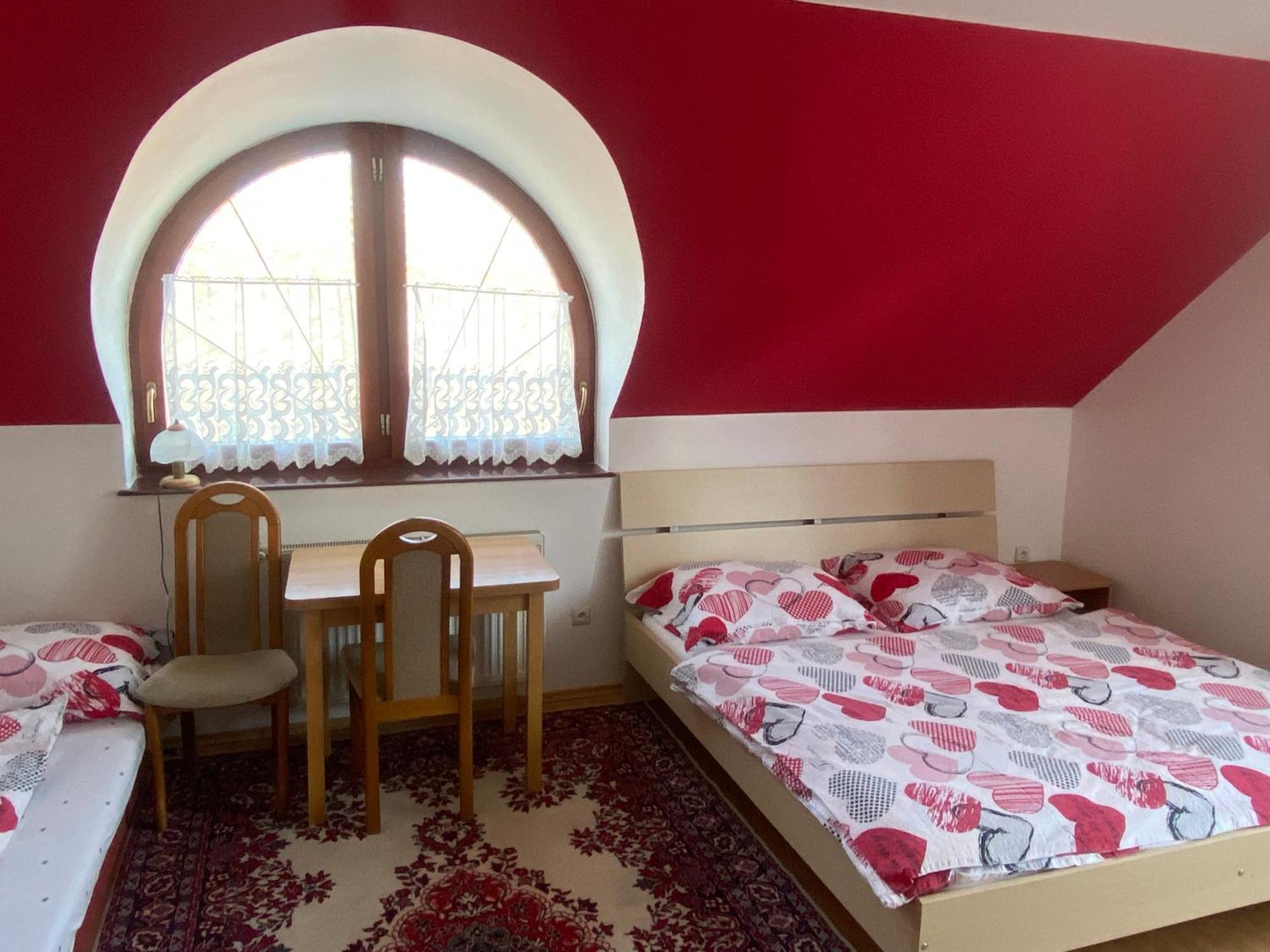 Penzion Rosnicka Liesek Trstena Bagian luar foto